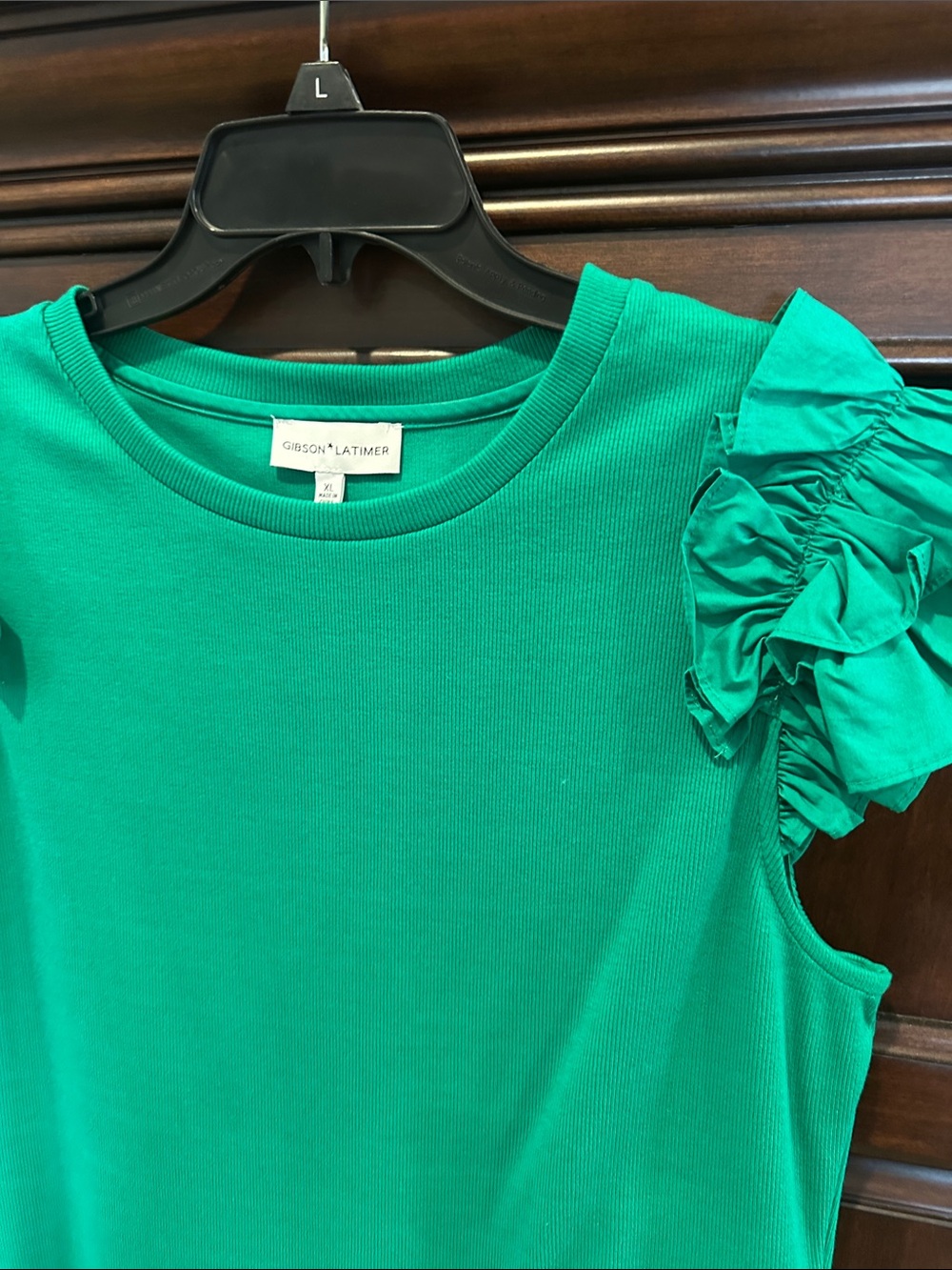 Gibson Latimer Women's Bright Emerald Ruffle Sleeve Tank